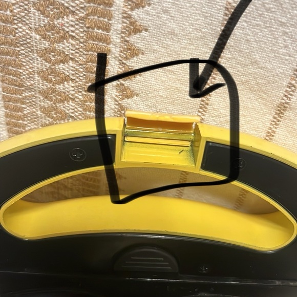 Soft Pretzel Factory Pretzel Maker - Picture 7 of 7